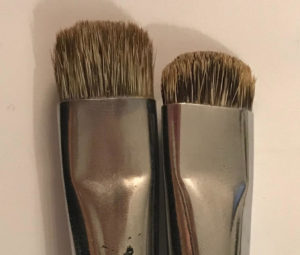 Mes pinceaux du début :Kevrin+ Raphaël N°12, pointe plate et courte à poils d'imitation mangouste